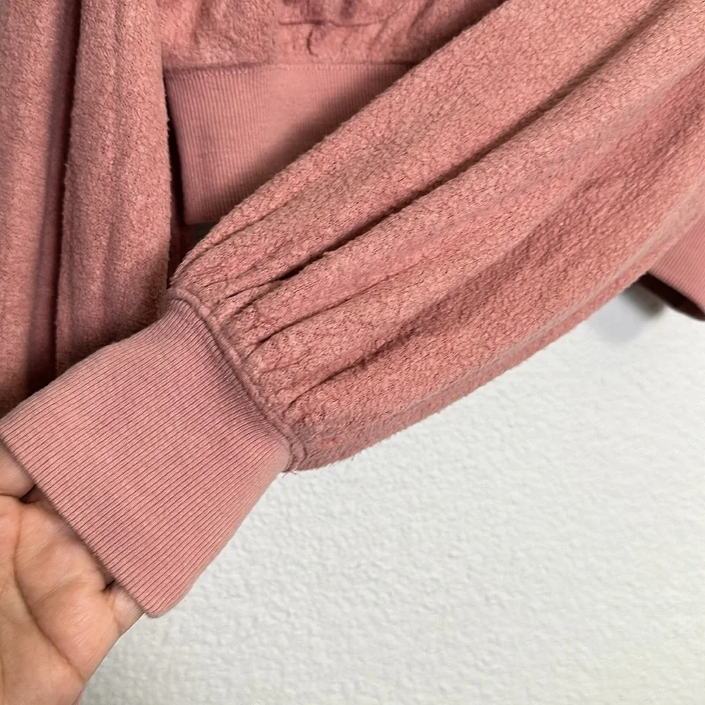 Urban Outfitters size small